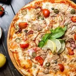 Tuna Pizza