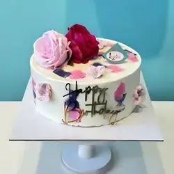 cake vanilla with flower 16 people