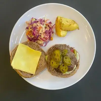 Jalapeno Burger  (345 Calories)