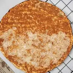 Lahmacun with Cheese