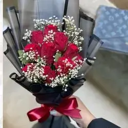 10 Roses Bouquet With Gypsophila