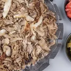 قاپێک گەس گۆشتی خۆمالی  زەلاتە سەمون 