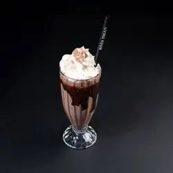 میڵک شیکی شوکولاتە