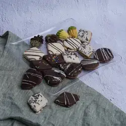 Petit Four