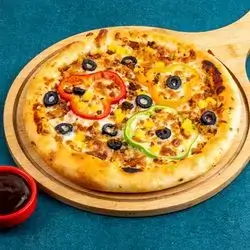 Mixed Chicken Pizza