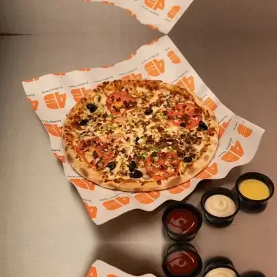 Classic Meat Pizza