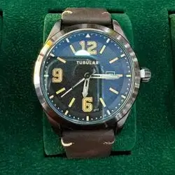 Tubular Hand Watch