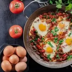 Eggs With Tomato