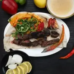 نیو نەفەر تکەی گۆشت