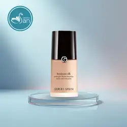 Giorgio Armani Luminous Silk Foundation shade 2