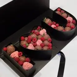 Strawberry box vip