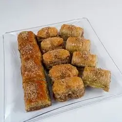 پاقلاوە بە گوێز