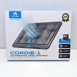 المنتج: قاعدة تبريد للكمبيوتر المحمول Mikuso NCP-063 Cordie-1.المميزات: تحتوي على مروحة واحدة بحجم 140 مم وتعمل بهدوء بمستوى ضوضاء 21 ديسيبل.التوافق: مناسبة لأجهزة الكمبيوتر المحمولة ذات الشاشات حتى 15 بوصة.الطاقة: يتم تشغيلها عبر منفذ USB 