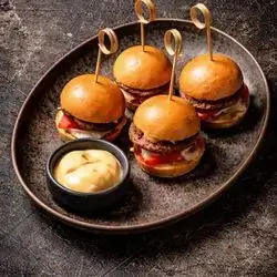 Beef Burger Bites (5 Pieces)