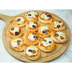 Mini Pastrami Pizza (12 pieces)