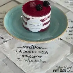 Red velvet cake