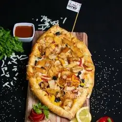 Italian Chicken Pide