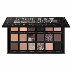 Pretty Grunge Eyeshadow Palette HUDA BEAUTY