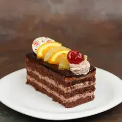 Cake with Fruits