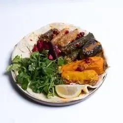 دۆڵمەی سوور - ١ کەس