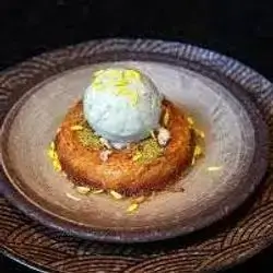 Kunafa With Ice Cream