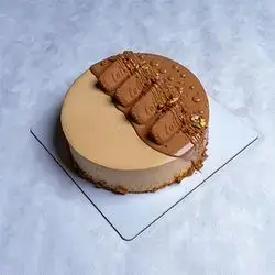 Lotus Cake For 8 Person