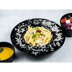 Pasta Alfredo