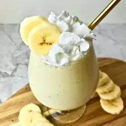 Banana Cocktail With Ice Cream