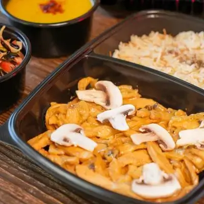 Chicken Stroganoff