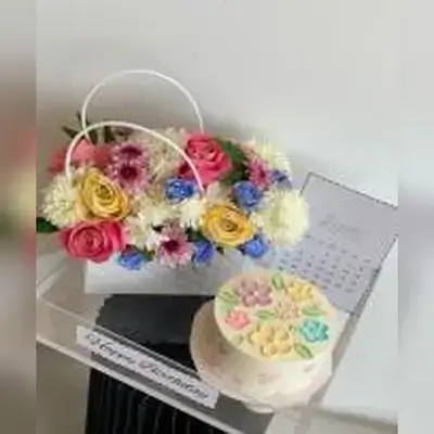 Colorful Flowers & Cake Stand