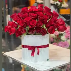 Box flower 40 red rose