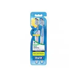 Oral-B Pro-Expert Bacteria Blast Medium Manual Toothbrush Multicolour 2 Pieces