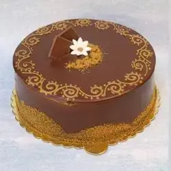 Large Cake For (20 People)