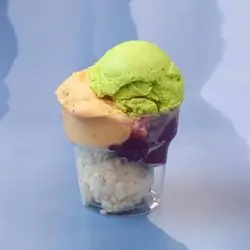 Medium Pistachio Ice Cream