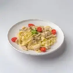 Fettuccine Alfredo