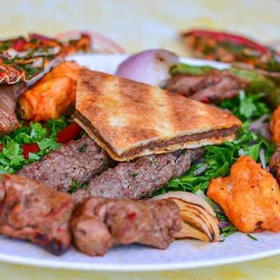 1 Killo Mix Kebab With Appetizers