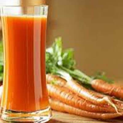 Fresh carrot juice