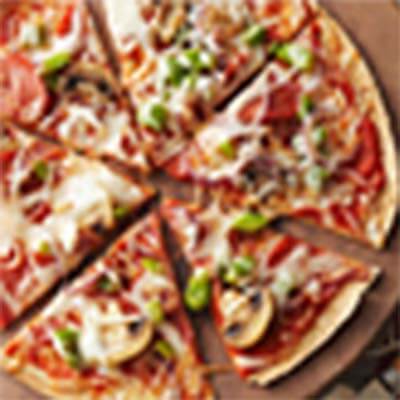 Mix Meat And Chicken Pizza